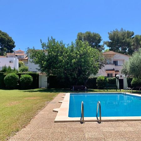 Rentalmar Villa Covamar Families Only سالو المظهر الخارجي الصورة