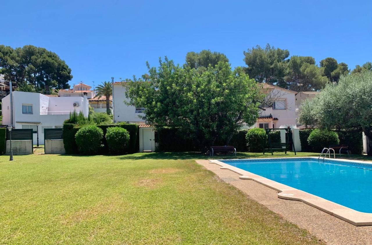 Rentalmar Villa Covamar Families Only سالو المظهر الخارجي الصورة