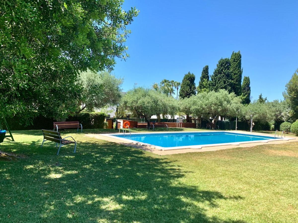 Rentalmar Villa Covamar Families Only سالو المظهر الخارجي الصورة