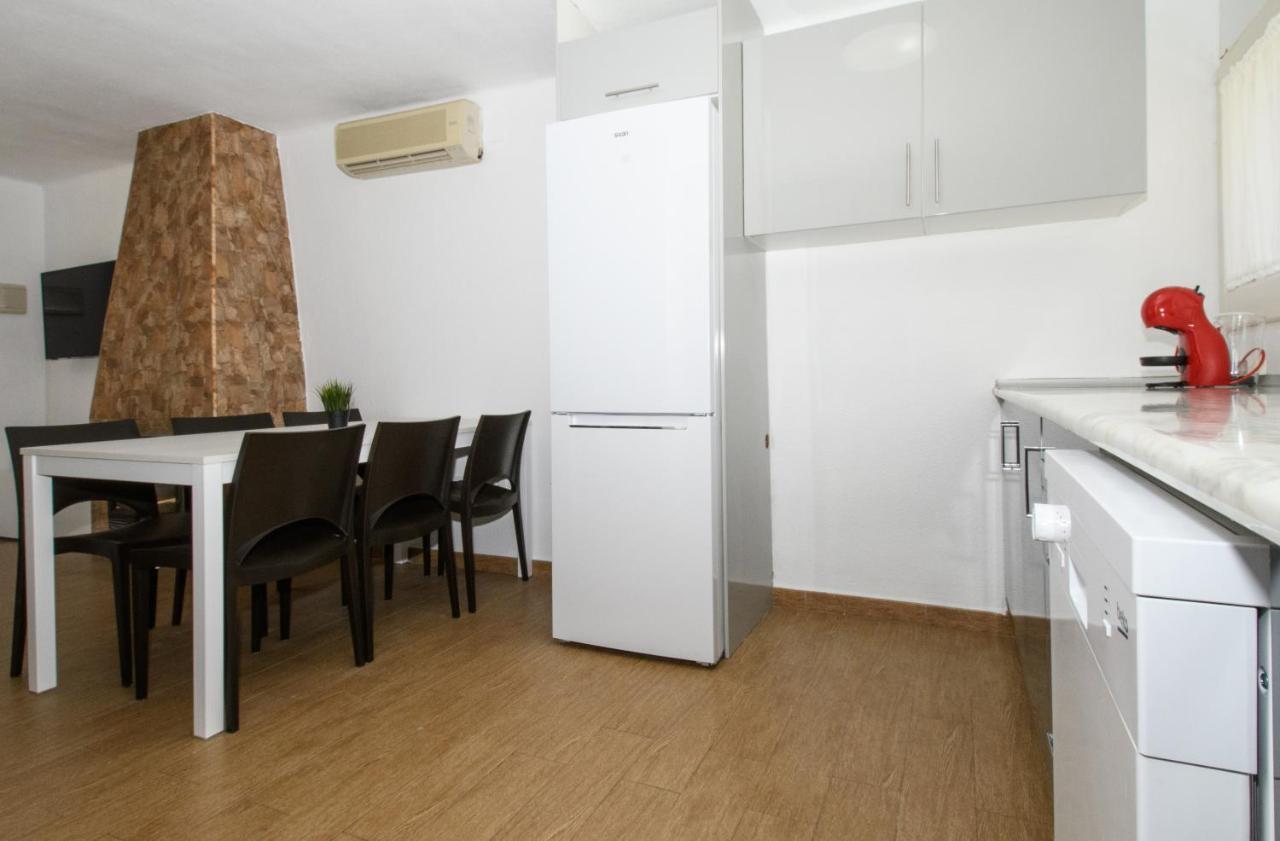 Rentalmar Villa Covamar Families Only سالو المظهر الخارجي الصورة